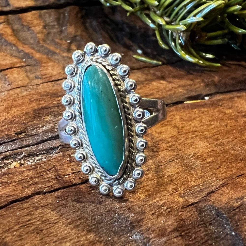 NOS Navajo Ring Green Turquoise Oval Dainty Bell Trading Post Sterling Native 8